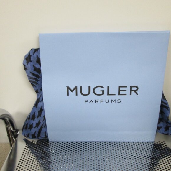 Mugler Parfums Angel Star scarf from 2024 Campaign - Picture 4 of 4